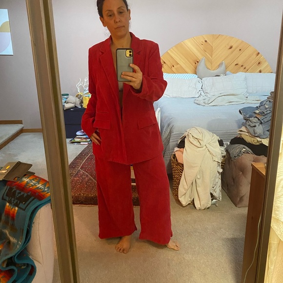 Red Corduroy Pants Suit. Wide Leg. Oversized fit. Size L. Free People - Picture 4 of 4